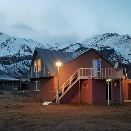 Villa Little Star à Kazbegi Extérieur photo